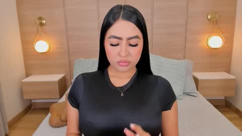 Isa online show from November 2025 03:38:01 AM