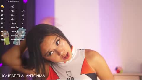 Snapshot of isabela_antonia_ chatting on September 2025 11:59:01 AM online show from September 2025 11:59:01 AM