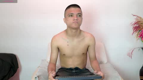 Isabella online show from April 2026 03:07:01 AM