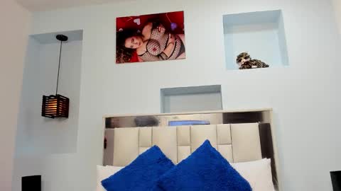 Snapshot of isabela_parkerr chatting on September 2025 11:23:01 AM Mommy Isa online show from September 2025 11:23:01 AM