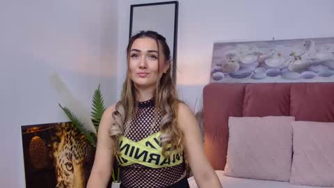 Snapshot of isabelasasha chatting on February 2025 03:52:01 PM Isa online show from February 2025 03:52:01 PM