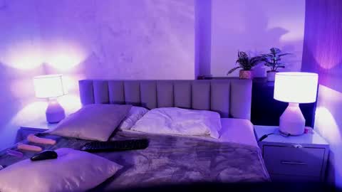 Snapshot of isabelastefano chatting on September 2025 03:28:01 AM isabelastefano online show from September 2025 03:28:01 AM