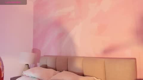 Snapshot of isabelastefano chatting on November 2025 03:16:01 AM isabelastefano online show from November 2025 03:16:01 AM