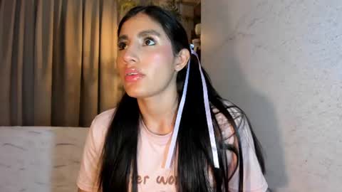 Snapshot of isabelastefano chatting on July 2026 03:24:02 AM isabelastefano online show from July 2026 03:24:02 AM
