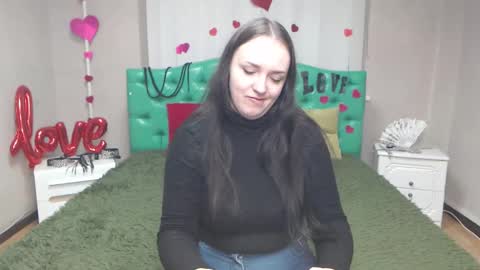 IsabelBlackberry online show from November 2025 06:16:02 AM