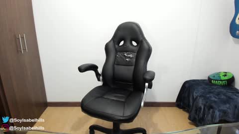 Snapshot of isabelhills chatting on November 2025 10:20:02 PM Isa online show from November 2025 10:20:02 PM