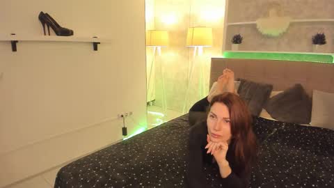 Snapshot of isabelkiss chatting on November 2025 06:56:01 AM IsabelKiss online show from November 2025 06:56:01 AM