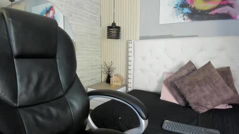 Isa online show from February 2026 08:27:02 PM