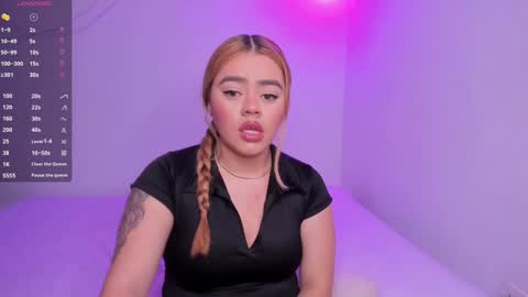 Snapshot of isabella_arias1 chatting on January 2025 12:35:02 AM Isabella Arias online show from January 2025 12:35:02 AM