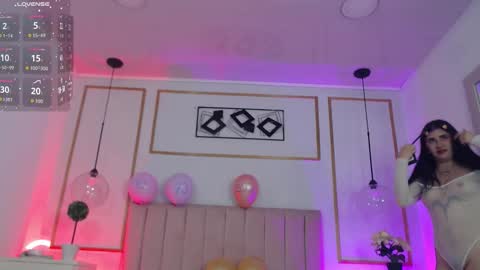 Isa Online 11pm to 5am Colombia time online show from November 2025 04:14:02 AM