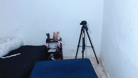  estefania online show from April 2026 09:21:02 AM