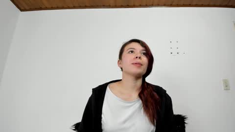 isabella_jaramillo online show from October 2025 12:26:01 PM