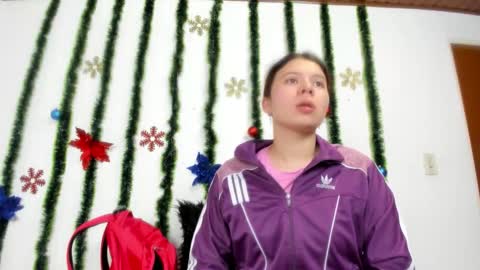 isabella_jaramillo online show from November 2025 12:17:01 PM