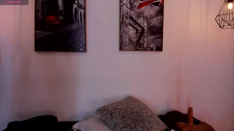  Isabel Lopez online show from March 2025 12:00:01 PM