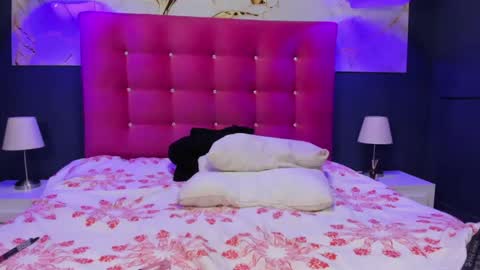 isabella lovestory online show from December 2025 08:58:01 PM