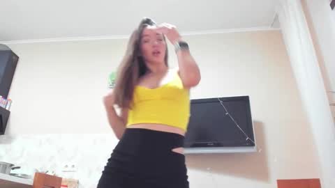 Isabella Noir online show from October 2025 04:09:01 PM