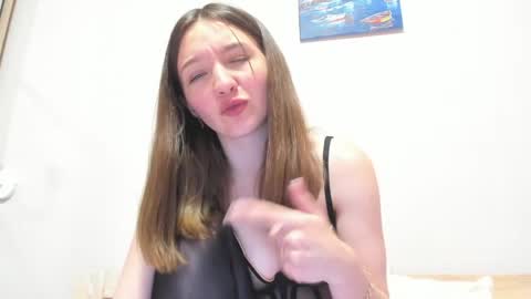 Snapshot of isabella_noir88 chatting on June 2026 06:57:02 PM Isabella Noir online show from June 2026 06:57:02 PM