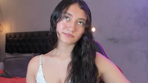 Snapshot of isabella_nowa chatting on April 2026 12:00:02 PM Isabella Nowa online show from April 2026 12:00:02 PM