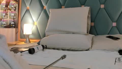 Bella online show from October 2025 11:22:02 AM