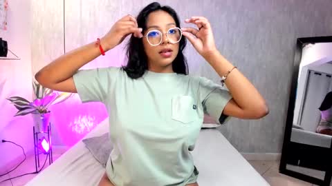 Snapshot of isabella_zc chatting on February 2025 11:36:01 AM isabella zc online show from February 2025 11:36:01 AM