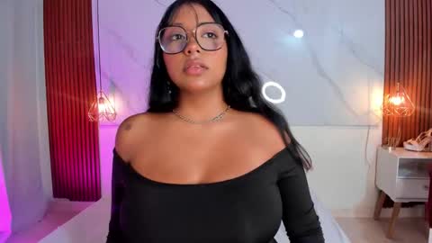 Snapshot of isabella_zc chatting on November 2025 08:45:01 PM isabella zc online show from November 2025 08:45:01 PM