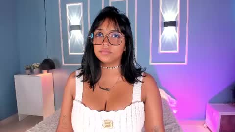 isabella zc online show from June 2026 12:17:01 PM