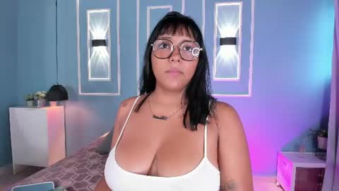 isabella zc online show from July 2026 12:26:01 PM