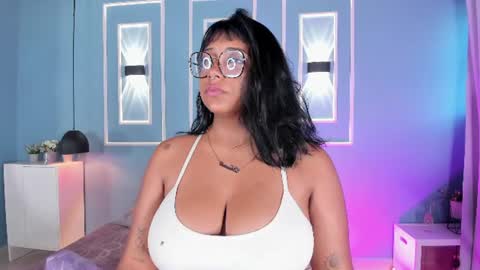 isabella zc online show from August 2026 11:48:02 AM