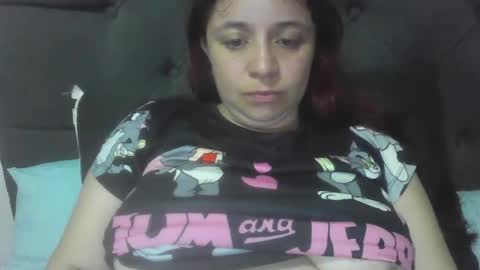 isabellaa_hills_ online show from April 2026 03:45:01 PM