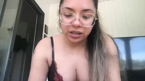 isabellaelizabeth online show from March 2026 06:46:02 PM