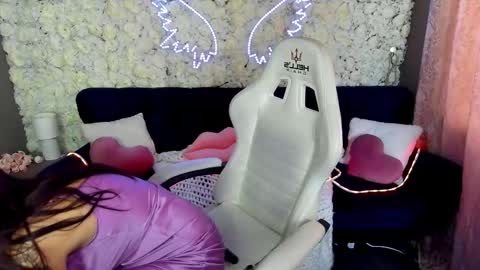 Snapshot of isabellafoxyy chatting on March 2026 06:51:01 AM Marina online show from March 2026 06:51:01 AM