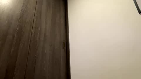 Snapshot of isabellakoffs chatting on December 2024 06:19:02 AM Isabella.. back again online show from December 2024 06:19:02 AM