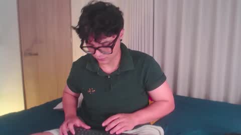 Snapshot of isabellamoutt chatting on April 2026 01:20:02 AM Isabella Mout online show from April 2026 01:20:02 AM