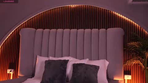 Snapshot of isabellax21 chatting on March 2026 04:06:02 AM Isa online show from March 2026 04:06:02 AM