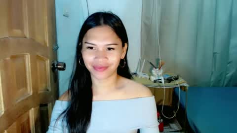 Snapshot of isabelle_amore chatting on June 2026 11:50:02 PM Ysa online show from June 2026 11:50:02 PM