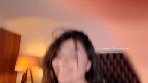 Snapshot of isabeyferrec chatting on December 2024 09:30:01 PM ISABEY online show from December 2024 09:30:01 PM