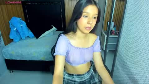 Snapshot of isapink1 chatting on May 2026 06:57:01 PM ISABELLA online show from May 2026 06:57:01 PM