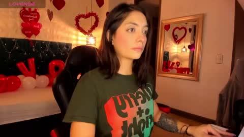 isabel  online show from February 2025 11:02:02 AM