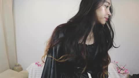 Selina online show from October 2025 04:29:02 PM