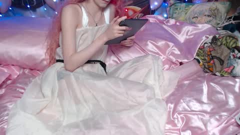 Snapshot of iselestias chatting on March 2026 10:35:02 PM Sele online show from March 2026 10:35:02 PM