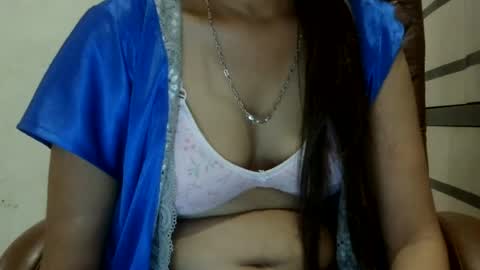 Snapshot of ishika_ishu chatting on July 2026 09:24:01 AM ishika_ishu online show from July 2026 09:24:01 AM