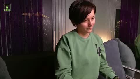 Snapshot of ishtardivine chatting on October 2025 03:16:01 PM Ishtar online show from October 2025 03:16:01 PM