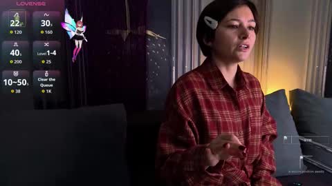 Snapshot of ishtardivine chatting on November 2025 03:35:01 PM Ishtar online show from November 2025 03:35:01 PM