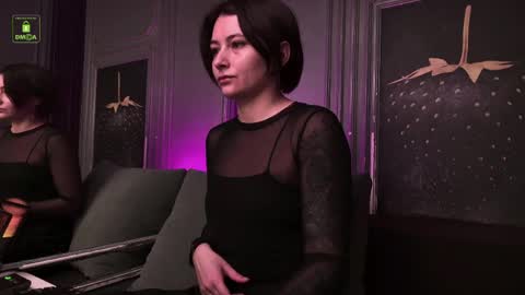 Snapshot of ishtardivine chatting on April 2026 11:00:01 AM Ishtar online show from April 2026 11:00:01 AM