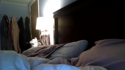youngking online show from March 2026 03:37:02 PM