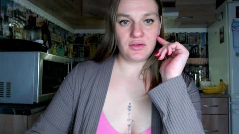 Snapshot of isingle_mom chatting on April 2026 05:13:02 PM isingle_mom online show from April 2026 05:13:02 PM