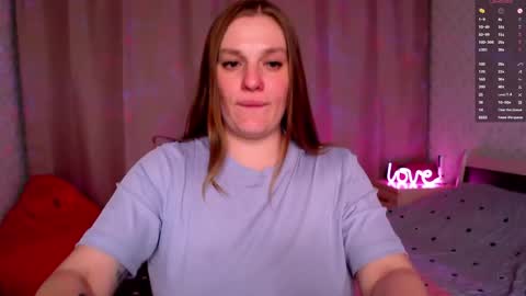 Snapshot of isingle_mom chatting on April 2026 05:38:02 PM isingle_mom online show from April 2026 05:38:02 PM