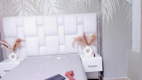 ISIS  online show from February 2025 04:47:01 PM