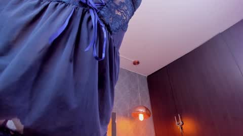 Snapshot of isisblakee chatting on December 2024 04:42:02 AM Isis online show from December 2024 04:42:02 AM