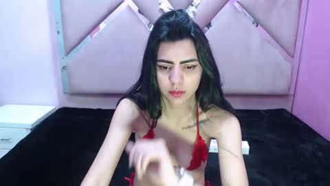 Snapshot of isisrousexx chatting on December 2024 03:13:02 AM isisrousexx online show from December 2024 03:13:02 AM